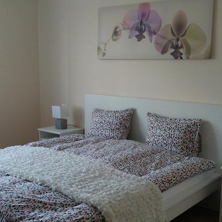River Side Apartman Kalocsa Exterior foto